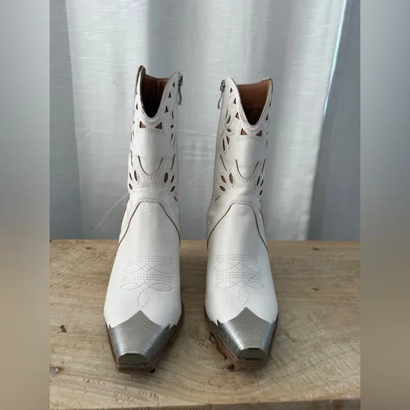 BEAST FASHION White Western Cowboy Boots Metal Toe Cap Festival | Size 5.5 - Picture 4 of 17